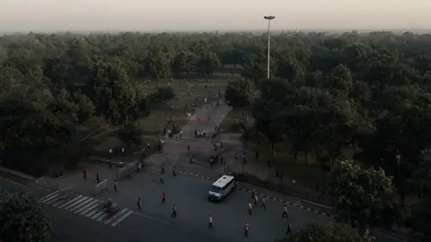 कालकाजी पार्क में नाबालिग से गैंगरेप, मुठभेड़ में आरोपी गिरफ्तार